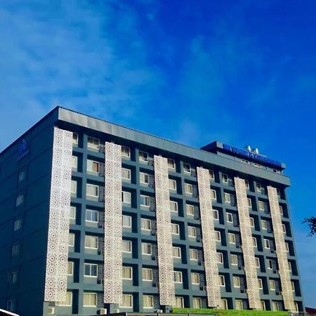 Sm Tower Hotel And Convention Berau Tanjung Redep Luaran gambar