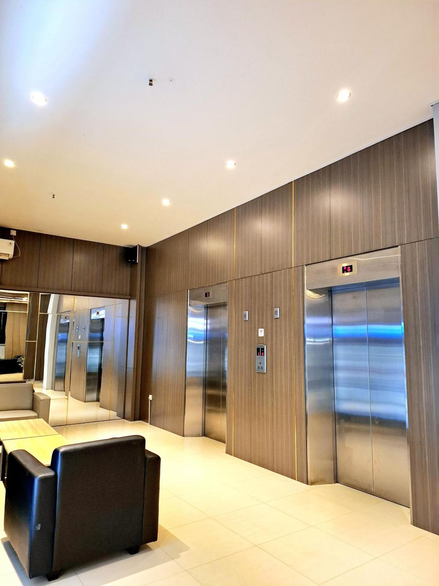 Sm Tower Hotel And Convention Berau Tanjung Redep Luaran gambar