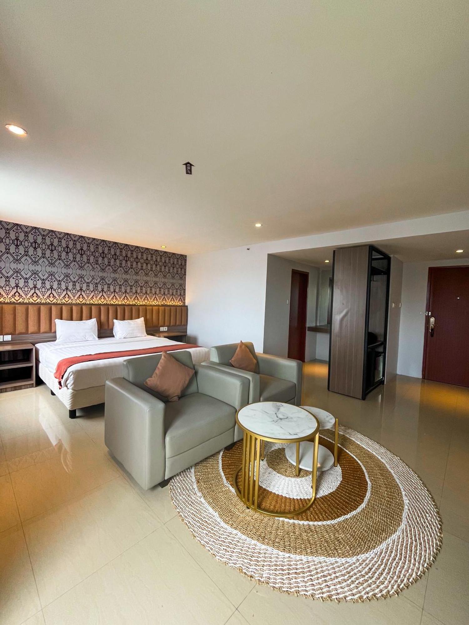 Sm Tower Hotel And Convention Berau Tanjung Redep Luaran gambar
